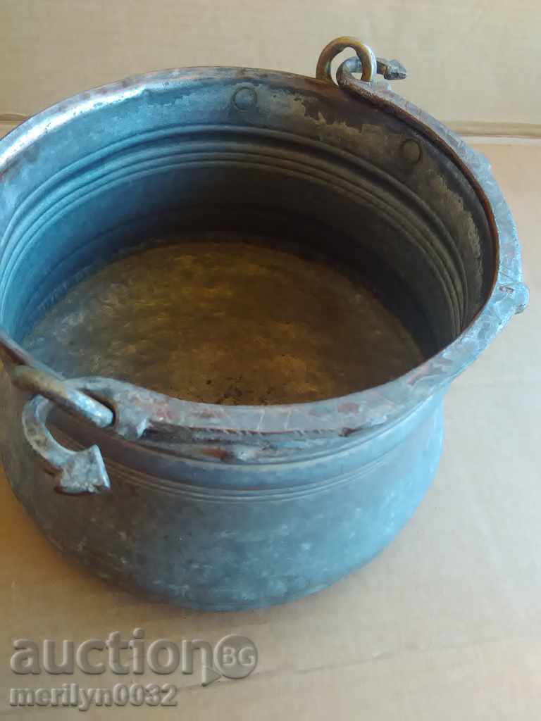 Auction  Tinned boiler, baker, water tank, copper copper pot