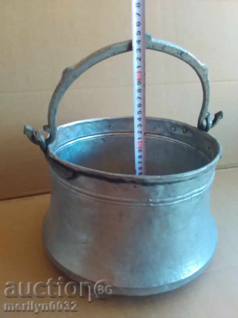 Δημοπρασία Κονσέρβες λέβητα, χαλκό, αγωγός, καζάνια χαλκού κατσαρόλα