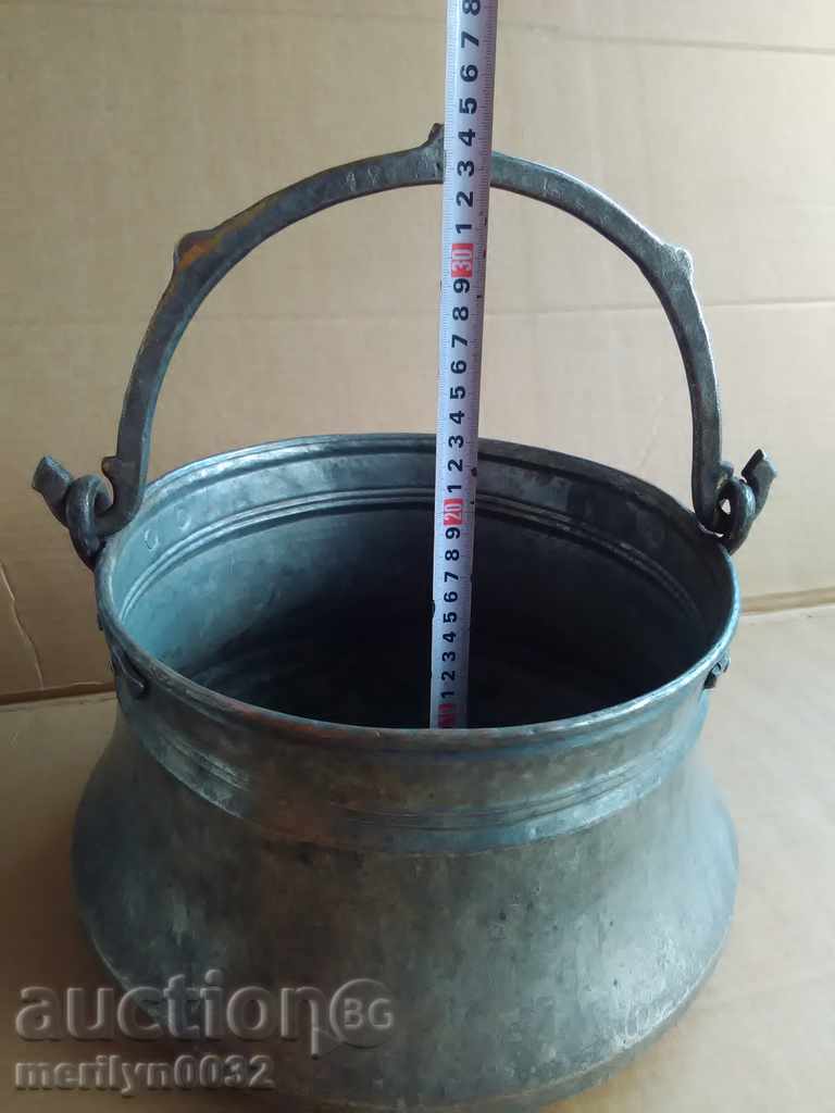 Delivery of Tinned boiler, baker, water tank, copper copper pot