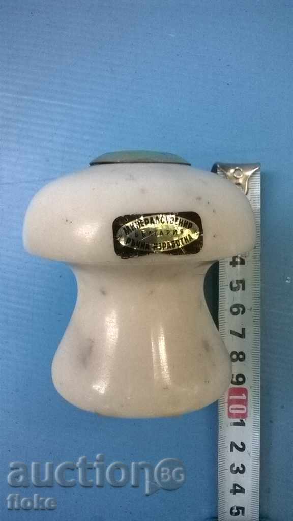 Auction Marble lighter stand Auction Marble lighter stand