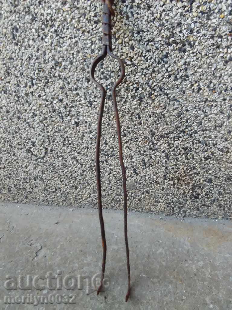 Old forged dilaf, wrought iron, wrought iron with price 32.00 BGN | € 16.36 Old forged dilaf, wrought iron, wrought iron with price 32.00 BGN | € 16.36