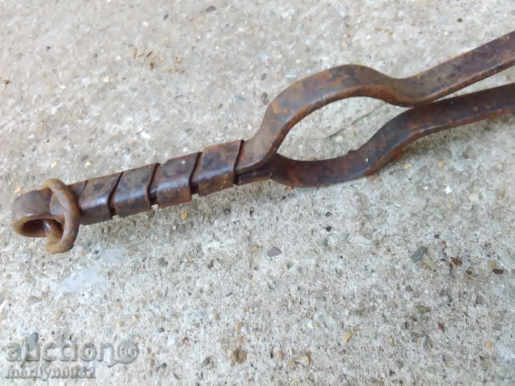 Auction Old forged dilaf, wrought iron, wrought iron Auction Old forged dilaf, wrought iron, wrought iron