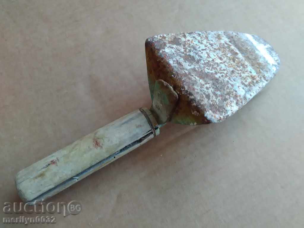 Аукцион Много стара възрожденска мистрия, дюлгерски инструмент Аукцион Много стара възрожденска мистрия, дюлгерски инструмент