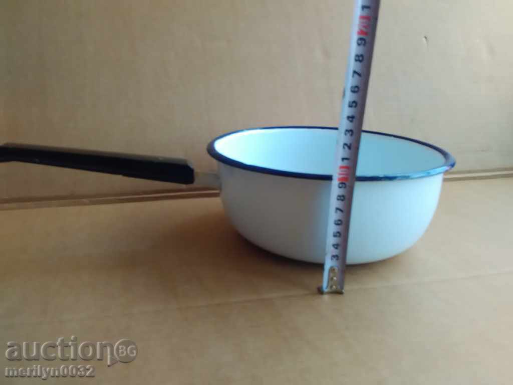 Old enameled colander, dish with enamel early social NRB with price 39.00 BGN | € 19.94 Old enameled colander, dish with enamel early social NRB with price 39.00 BGN | € 19.94