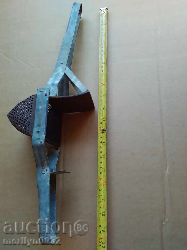 Delivery of Potato press