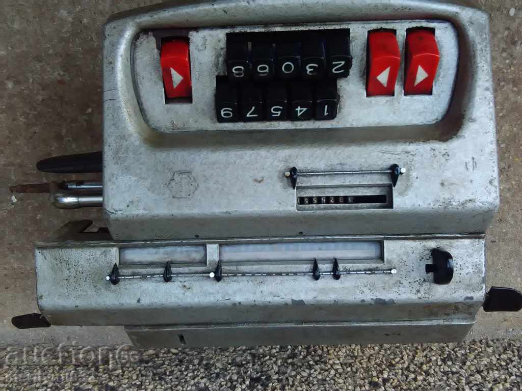 Механична сметачна машина от ракетен комплекс - 6 Механична сметачна машина от ракетен комплекс - 6