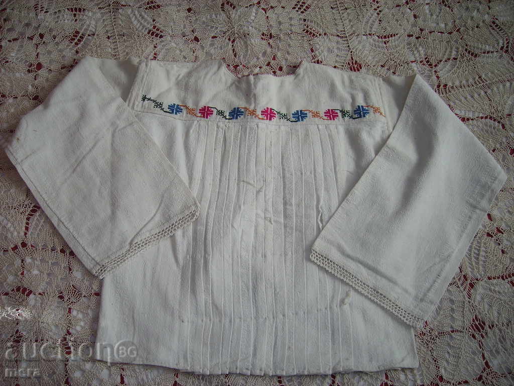 Auction  Authentic short kennel shirt 2 of national costume.