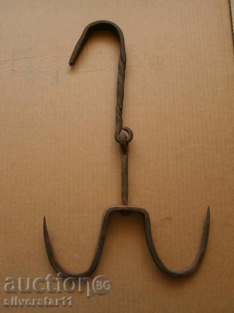 Ancient hand-wrought ironing hook - 5 Ancient hand-wrought ironing hook - 5
