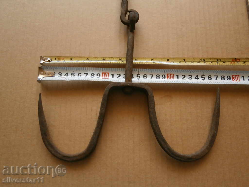 Ancient hand-wrought ironing hook - 7 Ancient hand-wrought ironing hook - 7