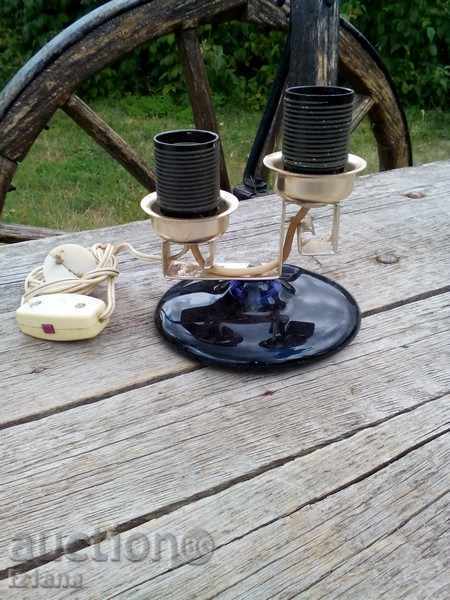 Παλιό διακοσμητικό επιτραπέζιο φωτιστικό (λάμπα)