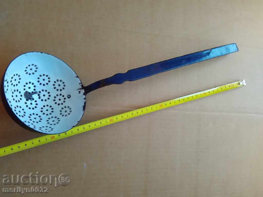 Old enameled spoon with enamel, ladle with price 26.00 BGN | € 13.29 Old enameled spoon with enamel, ladle with price 26.00 BGN | € 13.29