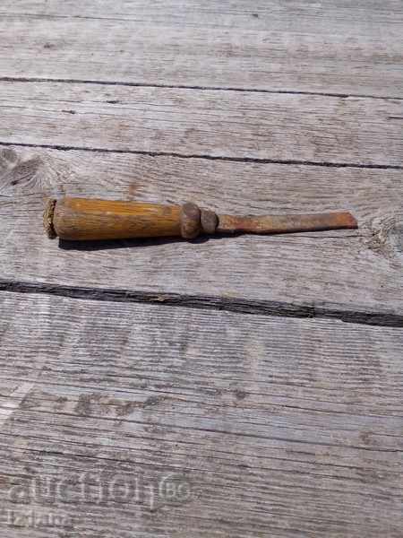 Auction Carving chisel Auction Carving chisel