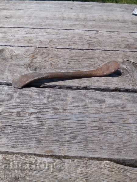 Delivery of Old moto / bicycle wheel for tires Delivery of Old moto / bicycle wheel for tires