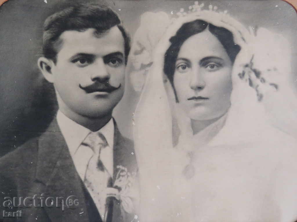 СТАРА ФОТОГРАФИЯ - КАРТОН - ОГРОМНА с цена 24.99 лв. | € 12.78 СТАРА ФОТОГРАФИЯ - КАРТОН - ОГРОМНА с цена 24.99 лв. | € 12.78