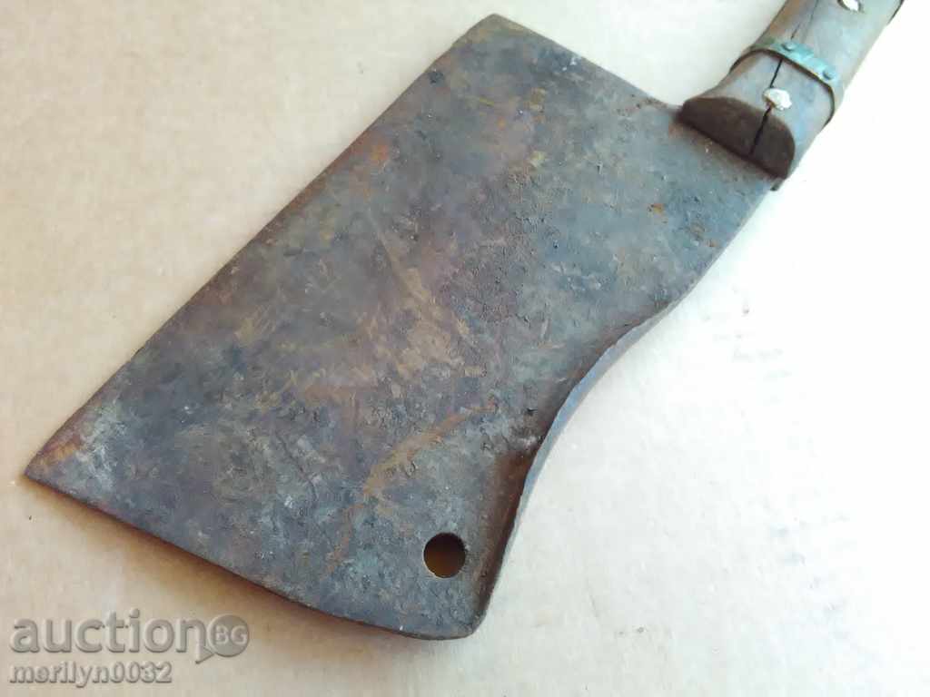 An old branded saber toothed blade - 6 An old branded saber toothed blade - 6