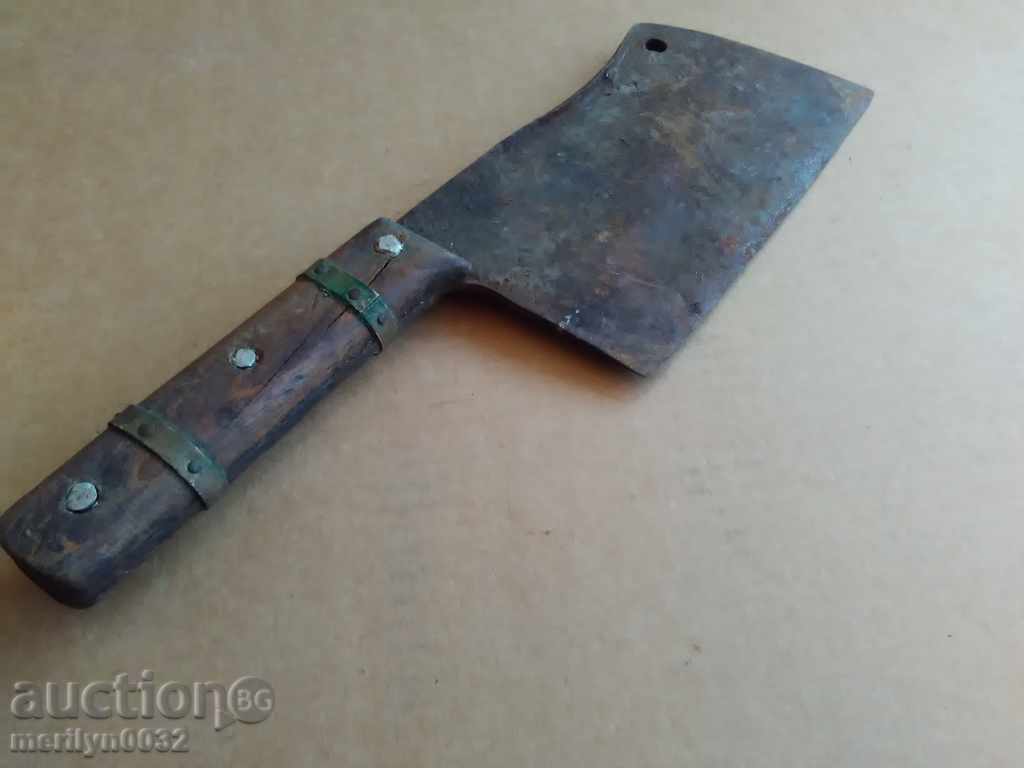 An old branded saber toothed blade - 7 An old branded saber toothed blade - 7