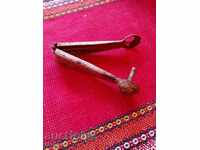 Instrumentul pentru extragerea pietrelor