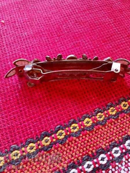 Φουρκέτα, κλιπ για τα μαλλιά με τιμή 6.00 BGN | € 3.07 Φουρκέτα, κλιπ για τα μαλλιά με τιμή 6.00 BGN | € 3.07