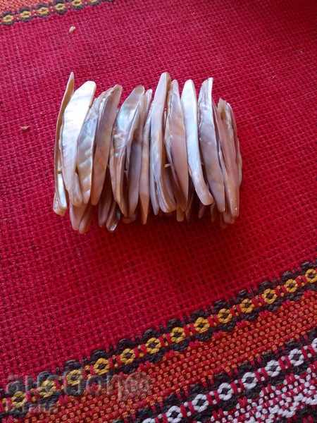 Ελαστική μαλλιά Ελαστική μαλλιά