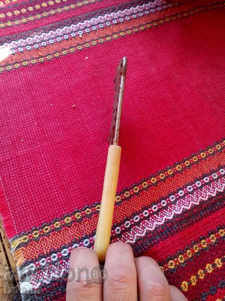 Livrarea Kinky cuțit Livrarea Kinky cuțit