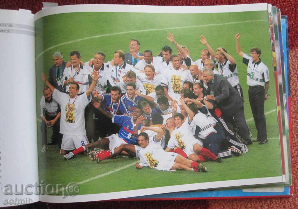 Delivery of football book album 365 days Delivery of football book album 365 days