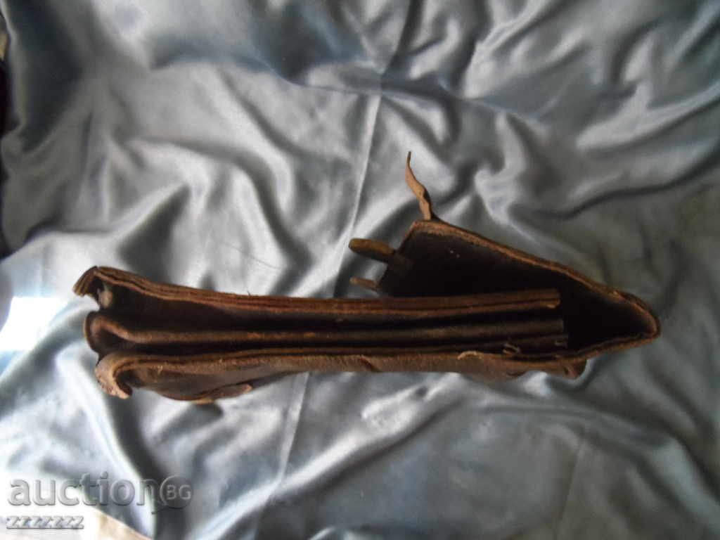 RETRO LEATHER BAG - 6 RETRO LEATHER BAG - 6