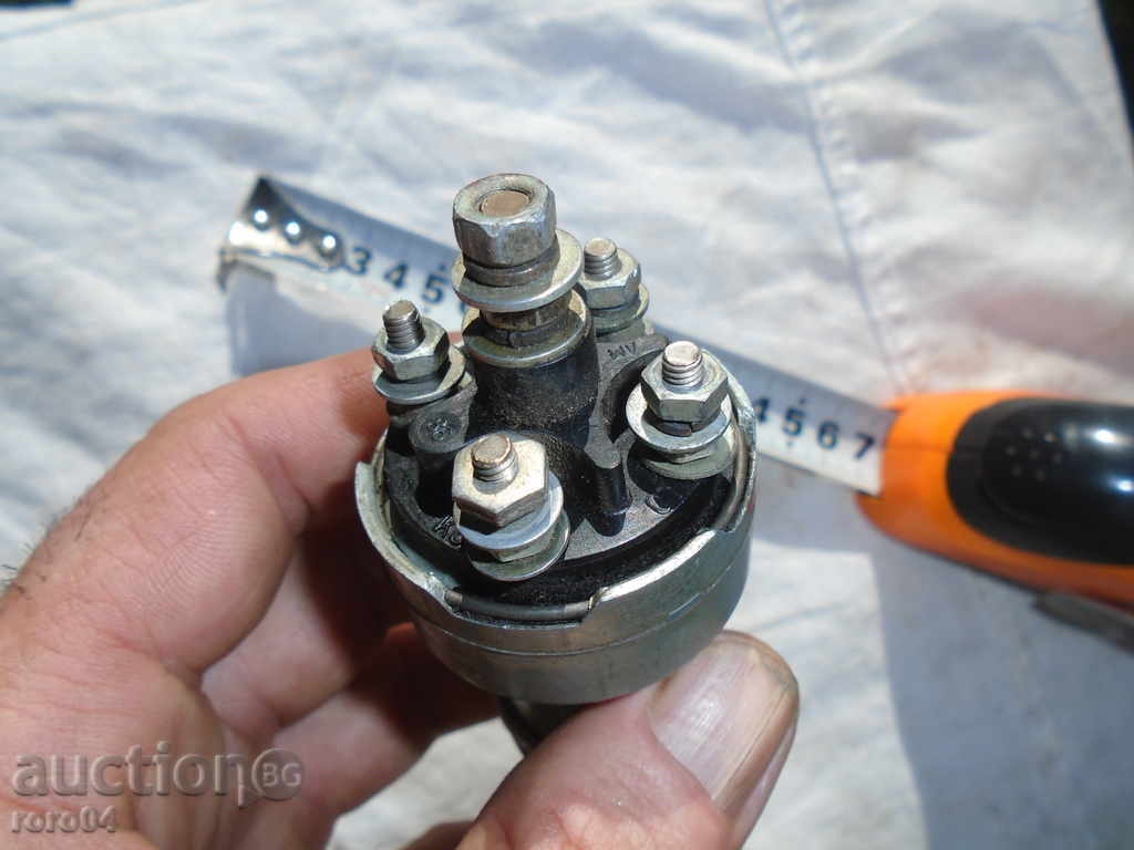 Delivery of GAS KEY AND LIGHT - ACTUATORS Delivery of GAS KEY AND LIGHT - ACTUATORS