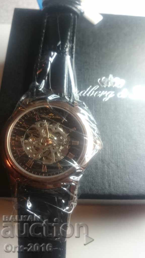 Delivery of Clock Lindberg & Sons Delivery of Clock Lindberg & Sons