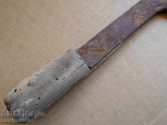 Old instrument picker with engraved wrought iron blade - 7 Old instrument picker with engraved wrought iron blade - 7