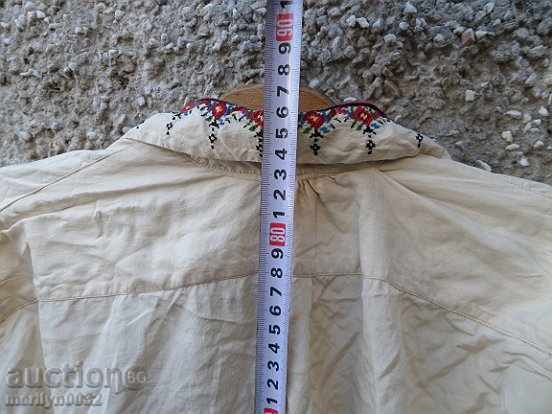 Delivery of Old male teen silk shirt hand embroidery costume Delivery of Old male teen silk shirt hand embroidery costume