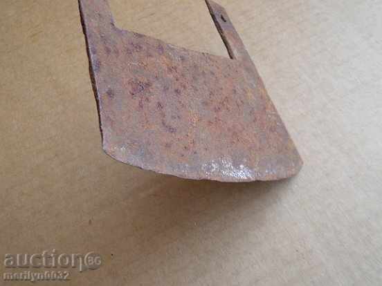 Delivery of An old ax ax, a top, a satin Delivery of An old ax ax, a top, a satin