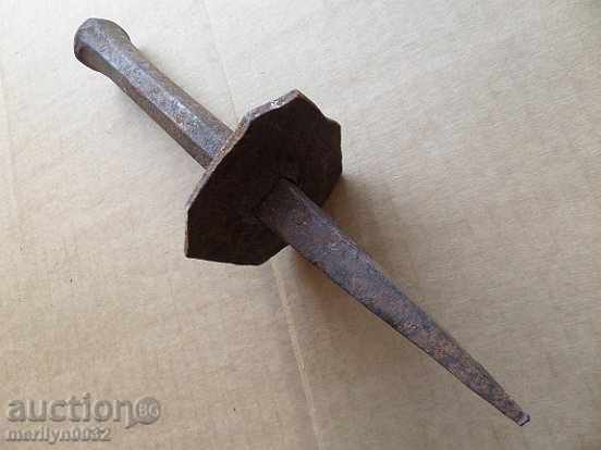 A primitive anvil for hair peeling with price 32.00 BGN | € 16.36 A primitive anvil for hair peeling with price 32.00 BGN | € 16.36