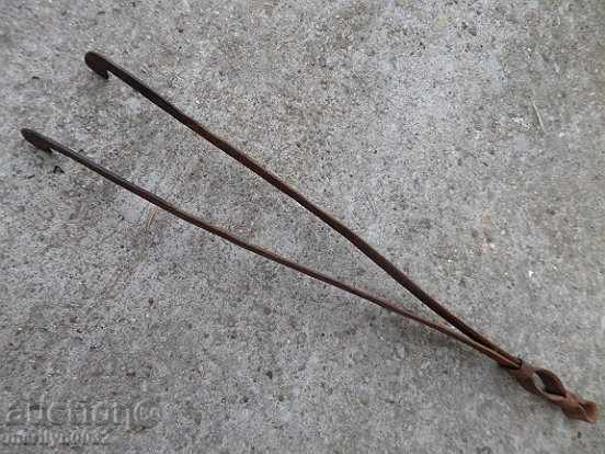 Δημοπρασία Παλιά χέρι-πλαστά σκάψιμο μπαρ, σφυρήλατο σίδερο, σίδερο για μπούκλες Δημοπρασία Παλιά χέρι-πλαστά σκάψιμο μπαρ, σφυρήλατο σίδερο, σίδερο για μπούκλες