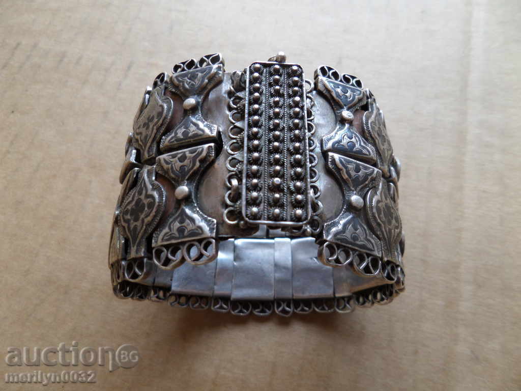 Auction Renaissance silver silver bracelet with wicker jewel necklace Auction Renaissance silver silver bracelet with wicker jewel necklace