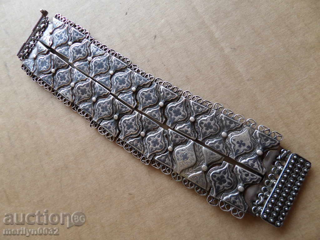 Renaissance silver silver bracelet with wicker jewel necklace