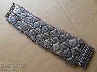 Renaissance silver silver bracelet with wicker jewel necklace