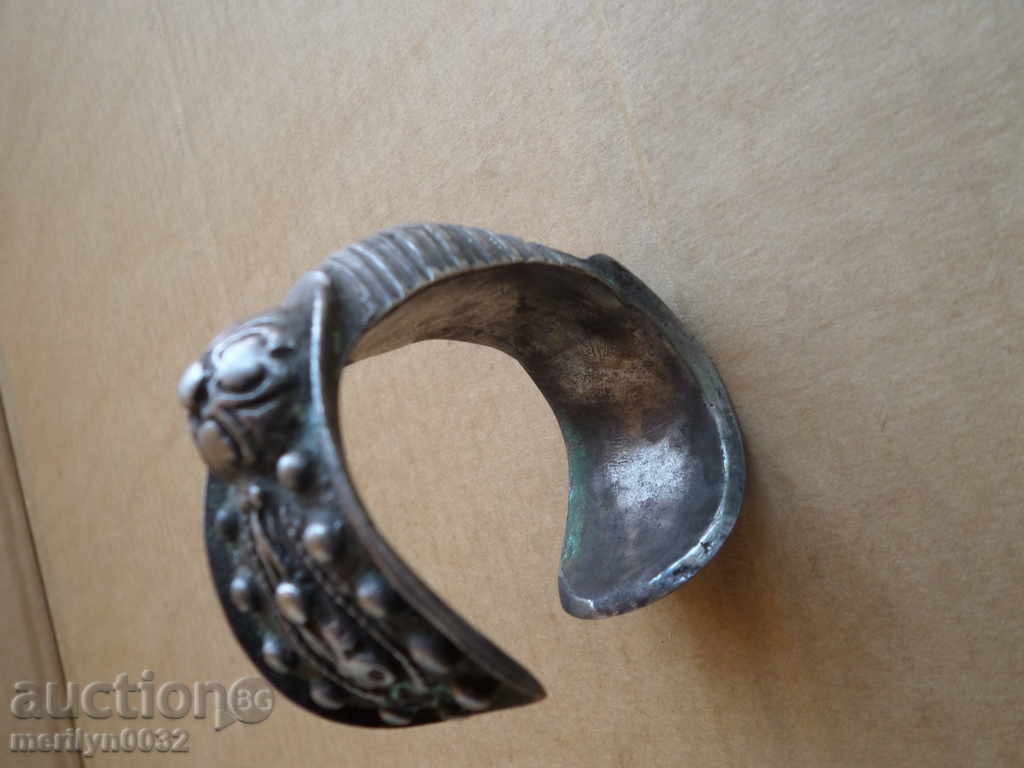 Livrarea Bratara renascentista cu prastia, bijuterii, bijuterii Livrarea Bratara renascentista cu prastia, bijuterii, bijuterii