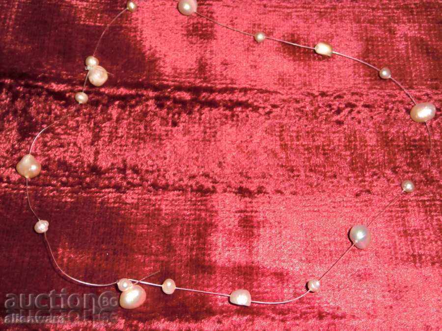 Аукцион Колие от необработени перли Аукцион Колие от необработени перли