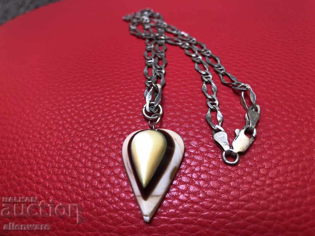 Silver necklace with a heart medallion of multicolored mother of pearl with price 99.00 BGN | € 50.62 Silver necklace with a heart medallion of multicolored mother of pearl with price 99.00 BGN | € 50.62