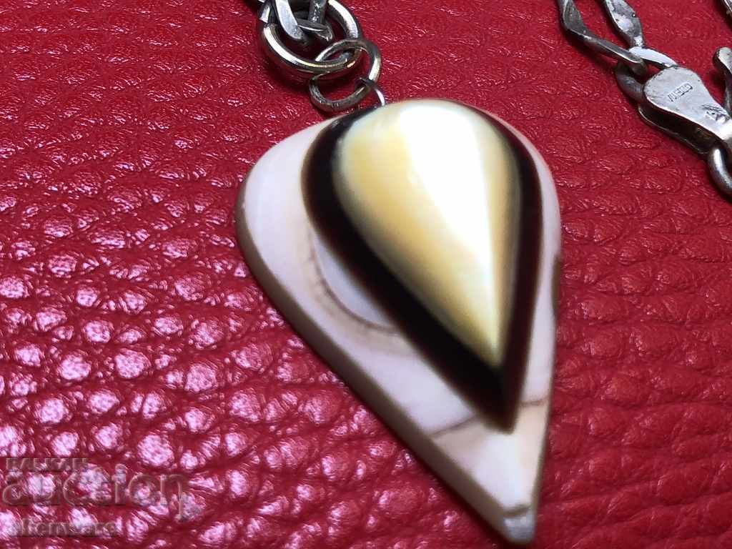 Auction Silver necklace with a heart medallion of multicolored mother of pearl Auction Silver necklace with a heart medallion of multicolored mother of pearl