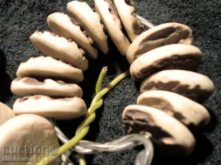 Παράδοση Κουμπιά για στολές ΚΥΝΗΓΙΟΥ ελαφόκερων Παράδοση Κουμπιά για στολές ΚΥΝΗΓΙΟΥ ελαφόκερων