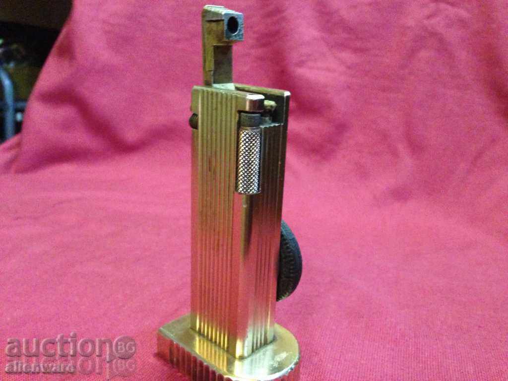 Massive table lighter BRIDGESTONE-BENZIN 10,5 cm high. with price 88.00 BGN | € 44.99 Massive table lighter BRIDGESTONE-BENZIN 10,5 cm high. with price 88.00 BGN | € 44.99