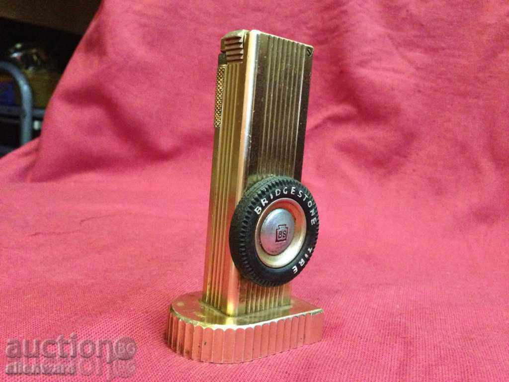 Massive table lighter BRIDGESTONE-BENZIN 10,5 cm high. - 6 Massive table lighter BRIDGESTONE-BENZIN 10,5 cm high. - 6