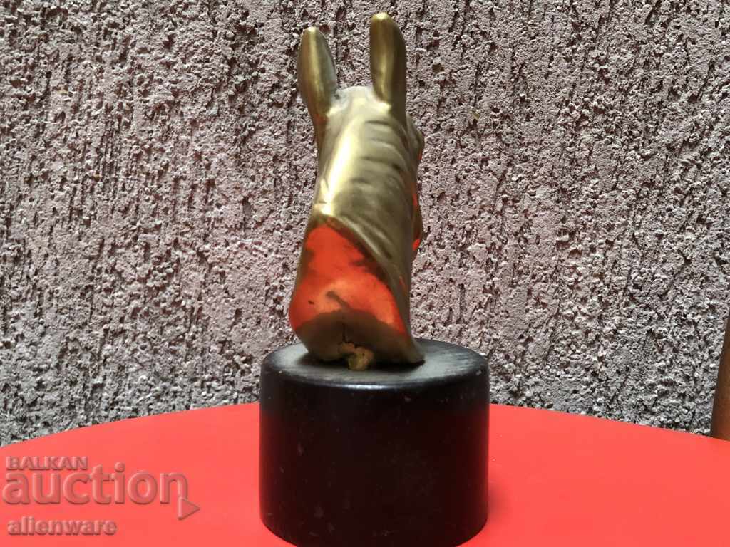 Delivery of Bronze goat head with inscription label! Delivery of Bronze goat head with inscription label!