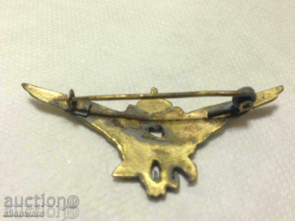 Delivery of Bronze pilot sign-replica Delivery of Bronze pilot sign-replica