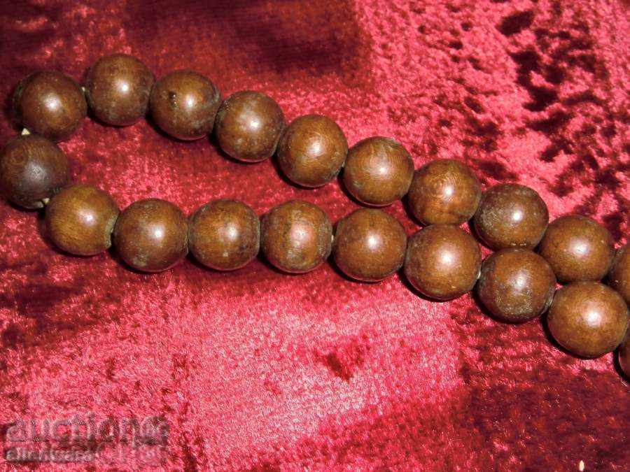 Rozariul de lemn de măslin sălbatic cu preț 77.00 BGN | € 39.37