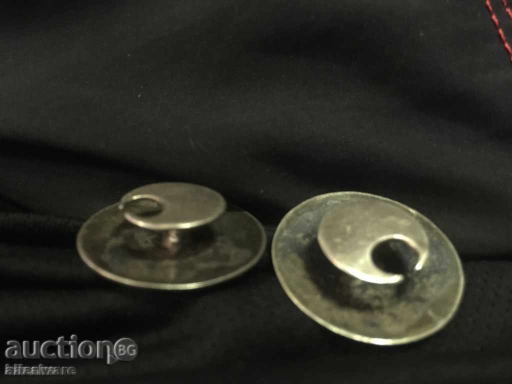 Доставка на Стари сребърни бутонели Доставка на Стари сребърни бутонели