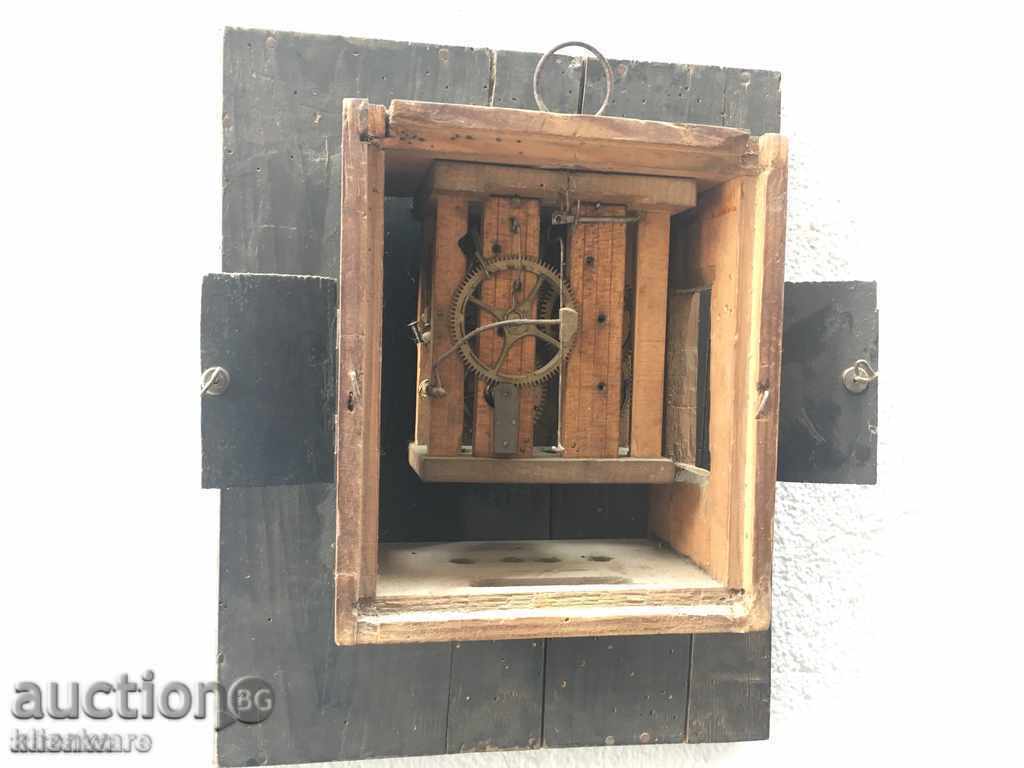 Auction Very old wall clock Auction Very old wall clock