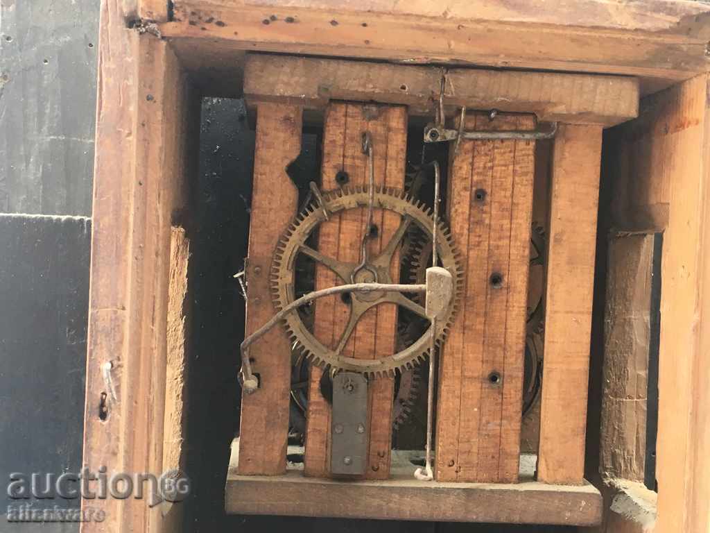 Delivery of Very old wall clock Delivery of Very old wall clock