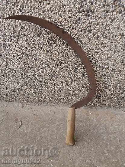 Delivery of Old sickle, blade, wrought iron Delivery of Old sickle, blade, wrought iron